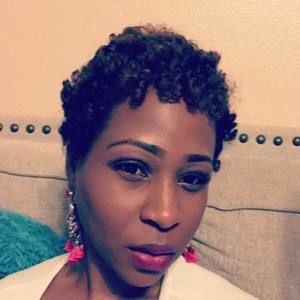 Meet your Posher, Roxan